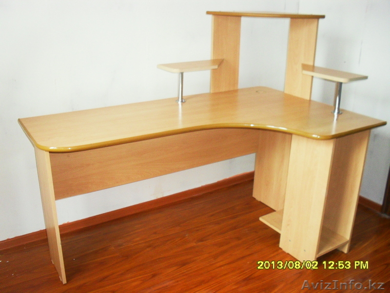 СРОЧНО!! НЕДОРОГО!! Продам компьютерно-учебный стол - Изображение #1, Объявление #938781