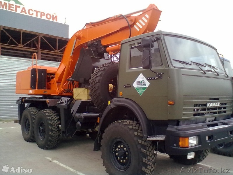 Экскаватор Е-195А на вездеходном шасси Камаз 43118 (6х6) UMG Е-195А - Изображение #1, Объявление #1587579