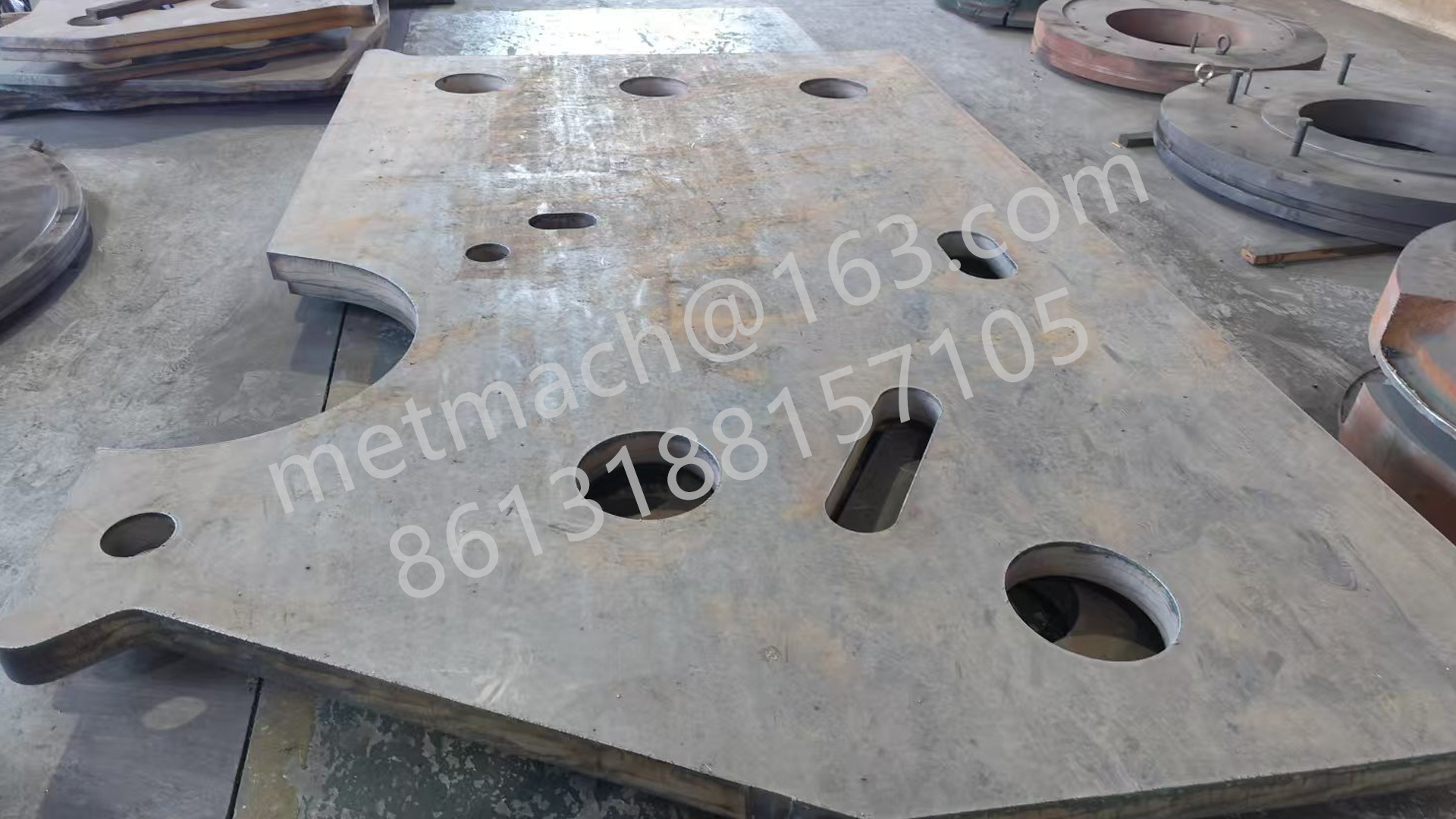 Боковая плита для щековой дробилки СМД107,108,109,111,117,118 - Изображение #1, Объявление #1748717