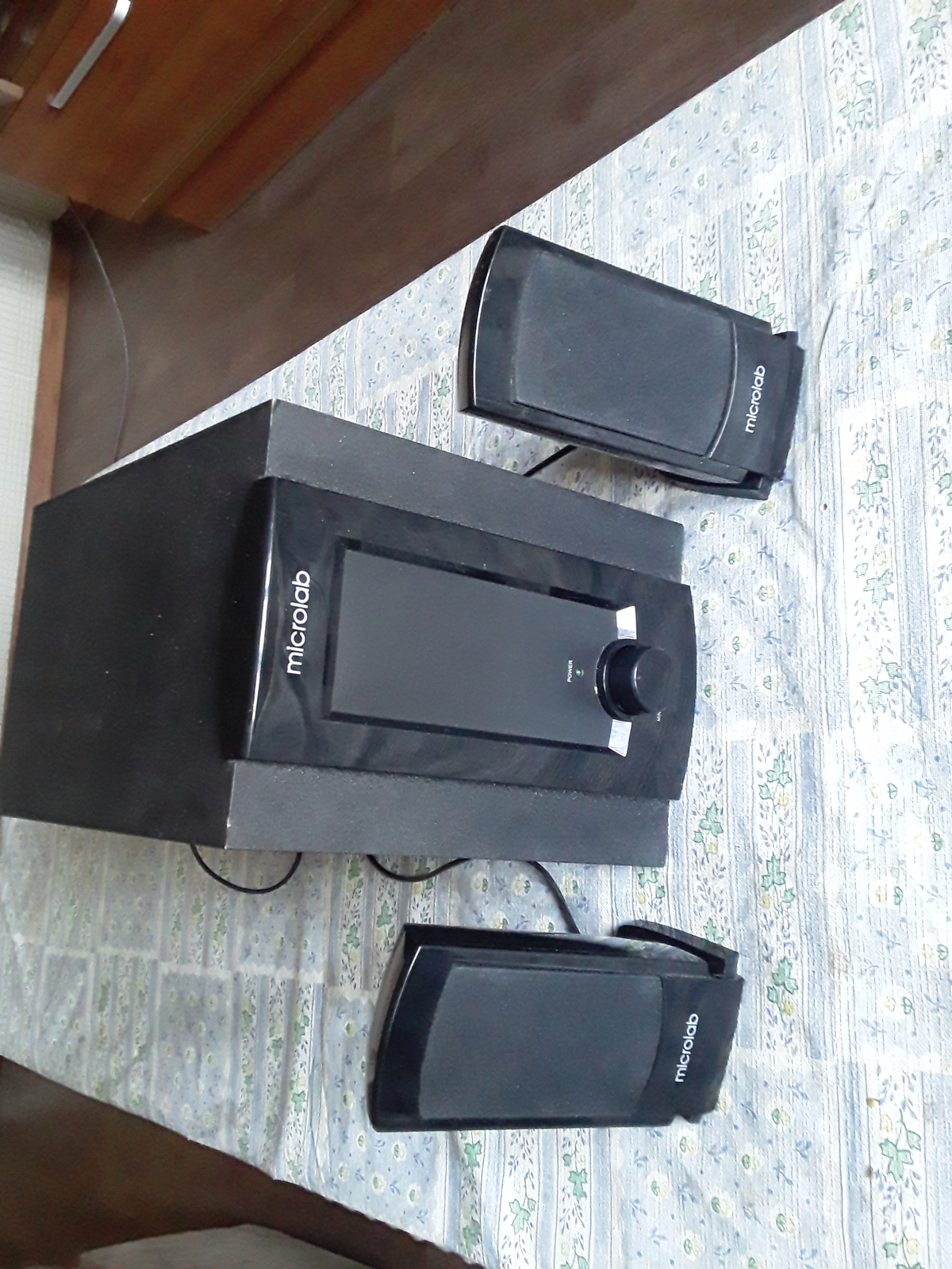 Продам MICROLAB  M-310 сабвуфер с усилителем  и двумя колонками. Выходная мощнос - Изображение #1, Объявление #1751765