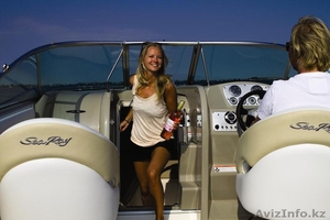 Продам новый спортивный катер Sea Ray 235 Weekender