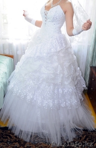 Продам свадебное платье с подъюбником  - Изображение #1, Объявление #657005