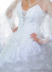 Продам свадебное платье с подъюбником  - Изображение #2, Объявление #657005