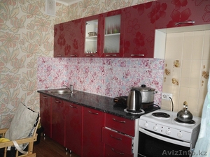 Продам "улучшенную" 2-х комнатную ул. Молдагуловой - Изображение #1, Объявление #1579660