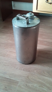 Продам канистру- бочку  из нержавейки 15 литров с герметичной крышкой для питьев - Изображение #1, Объявление #1735014