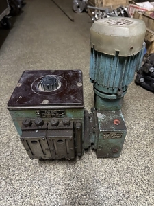 Куплю компрессоры и компрессорные запчасти 2ВМ4 4ВМ10