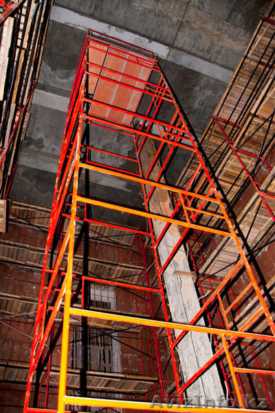 вышки тура, строительные леса , подьемные механизмы, люльки строительн - Изображение #2, Объявление #428737