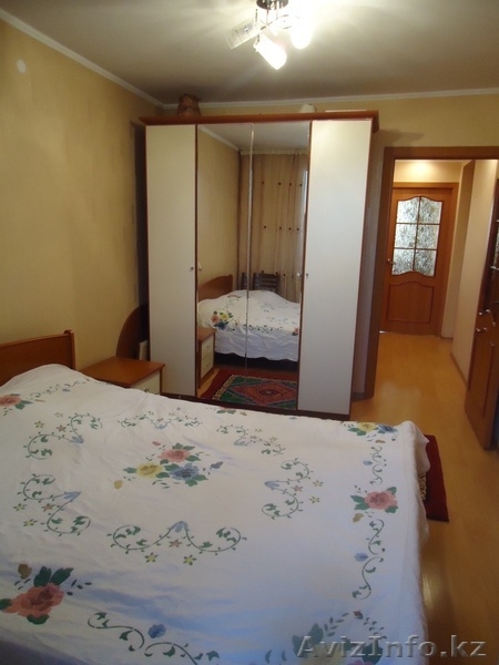 Продам отличный спальный гарнитур Российского производства. - Изображение #1, Объявление #775884