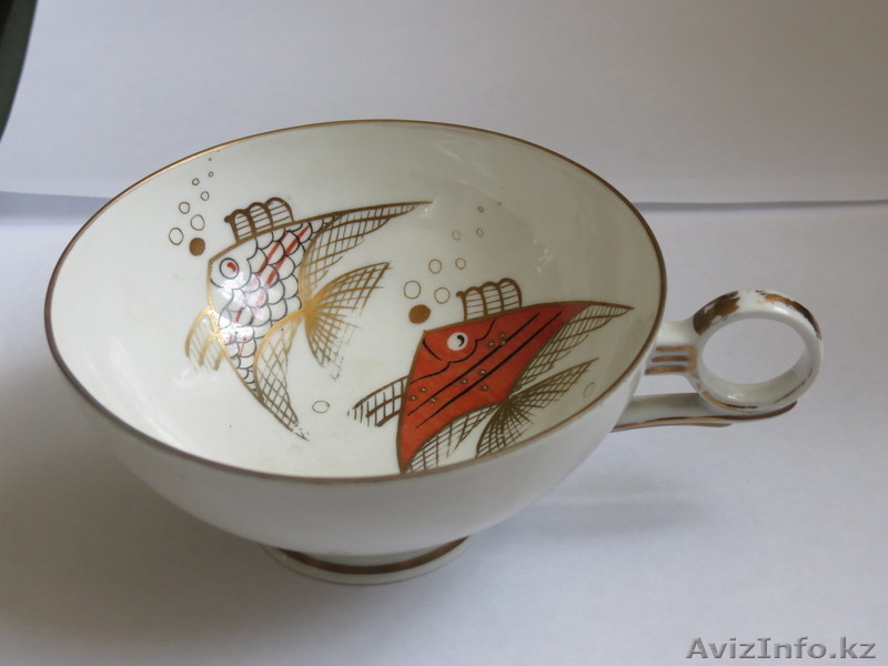 Продам антиквариат:посуда,книги - Изображение #1, Объявление #1041110