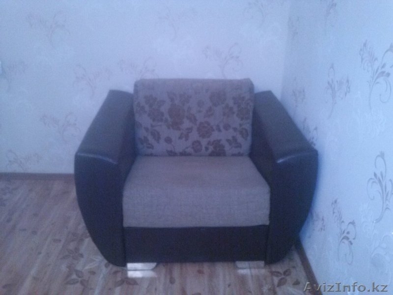 Продается мягкий уголок (большой диван и кресло кровать) - Изображение #4, Объявление #1351705