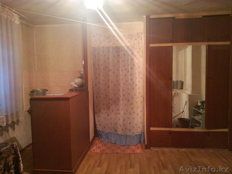 НЕДОРОГО ПРОДАМ ДВУХЭТАЖНЫЙ БЛАГОУСТРОЕННЫЙ ДОМ - Изображение #3, Объявление #1449857