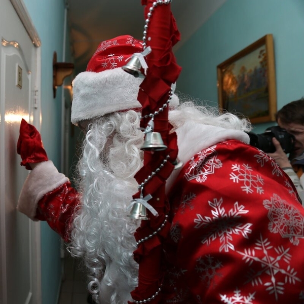 Дед Мороз и Снегурочка.Новогоднее поздравление! - Изображение #1, Объявление #1719816