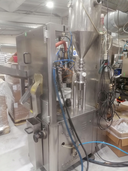 Продам Б/У машину для наполнения туб AXOMATIC OPTIMA 700. - Изображение #1, Объявление #1749404