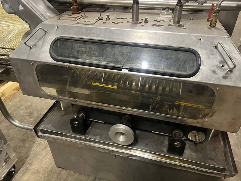 Б/У Укупорочная машина крышек Twist-Off INDEX 6 пр-ва Болгария. - Изображение #1, Объявление #1749405